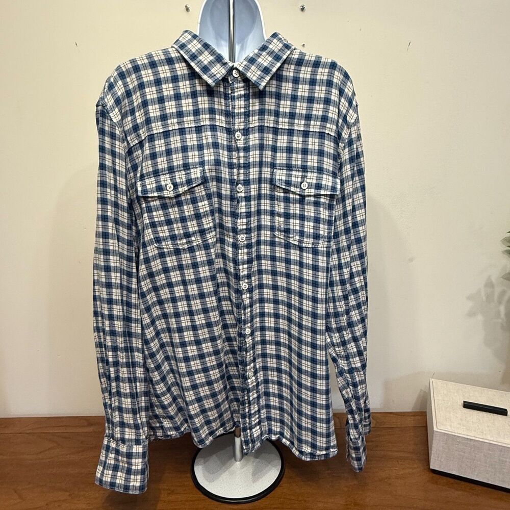 Men's Paige Casual Blue and White Button Up Shirt Xl